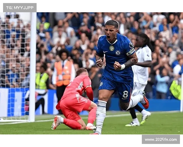 媒体质疑英超裁判尺度混乱 比喻其执法如同蒙眼判罚